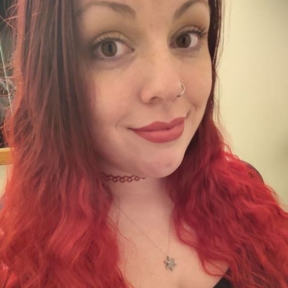 Meet your Posher, Allyson 🐈‍⬛️ - Picture 1 of 1